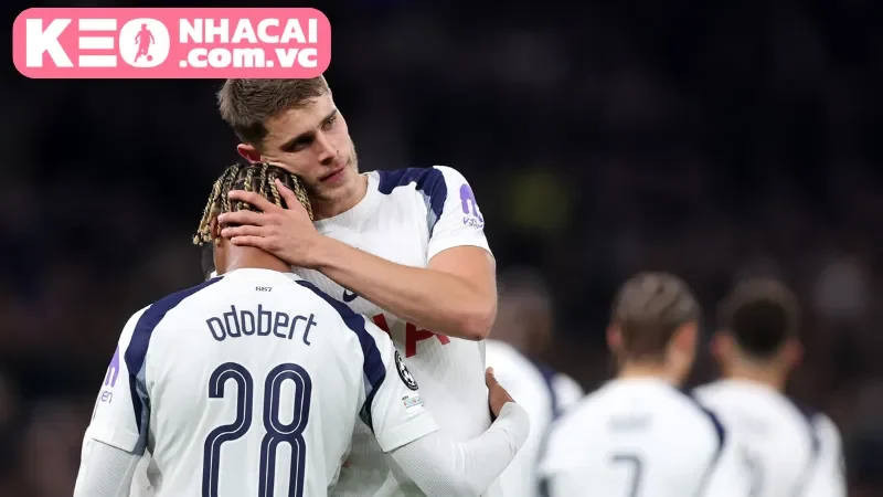 Lịch sử đối đầu của hai đội Tottenham Hotspur vs Manchester United trong quá khứ